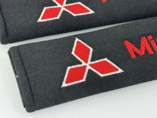 Накладки (чехлы) для ремня безопасности Mitsubishi тюнинг фото