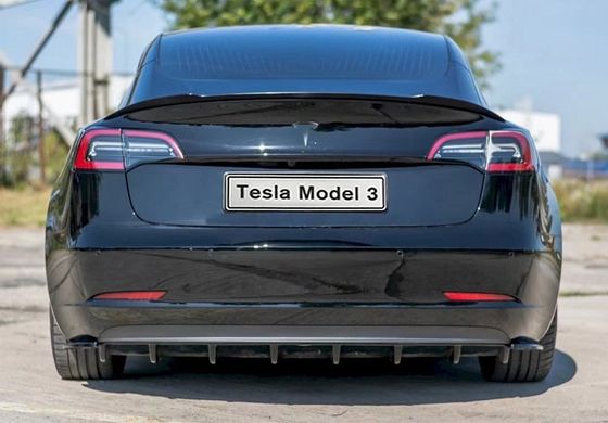 Накладка заднього бампера Tesla Model 3 (2020-...) тюнінг фото