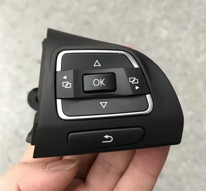 Блоки кнопок на руль VW Amarok /Caddy /Jetta MK6 /Golf MK6 /EOS /Tiguan / Touran /Sharan  тюнинг фото