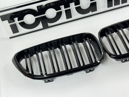 Решетка радиатора BMW F22/F23 стиль М2, черная, глянцевая тюнинг фото