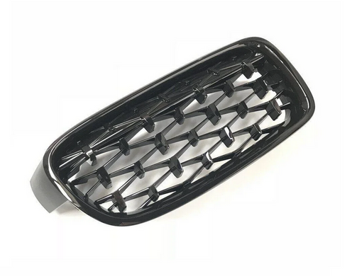 Решетка радиатора, ноздри на БМВ F30 стиль Diamond черная тюнинг фото