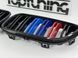 Решітка радіатора BMW F22 / F23 М2, глянцова + рамка під карбон, триколор тюнінг фото