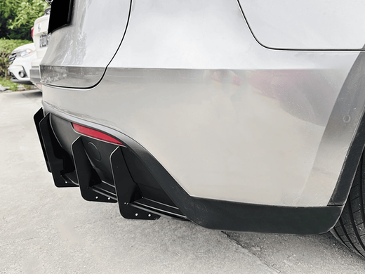 Накладка заднего бампера Tesla Model Y черный глянец (2018-2025) тюнинг фото