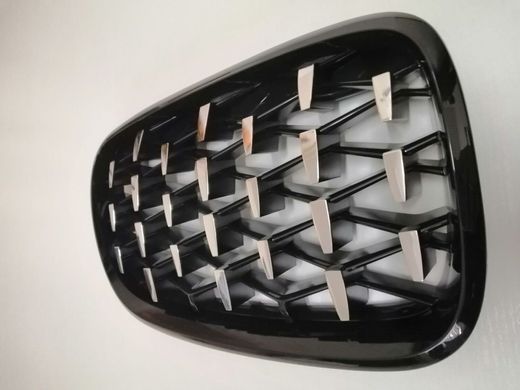 Решітка радіатора на BMW E70 / E71 Diamond тюнінг фото