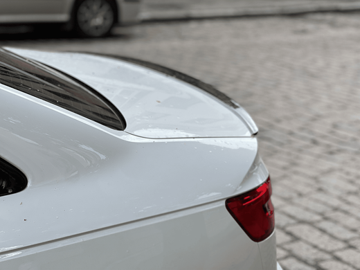 Спойлер на Audi A4 B9 стиль S4 чорний глянсовий ABS-пластик тюнінг фото