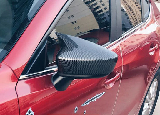 Накладки на дзеркала Mazda 3 Axela, под карбон (13-16 р.в.) тюнінг фото