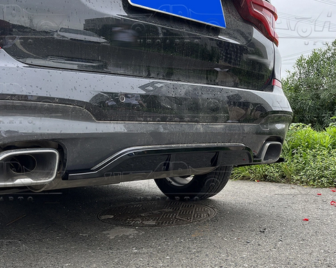 Накладка (дифузор) бампер задній BMW X3 G01 (18-21 р.в.) тюнінг фото