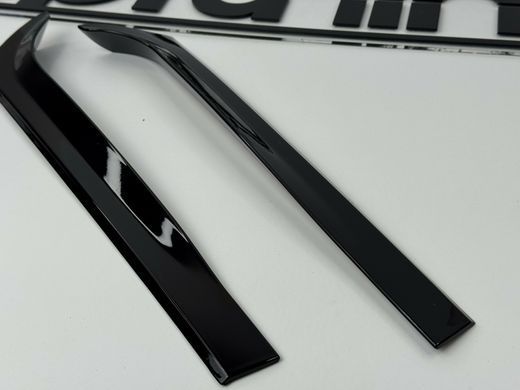 Боковые спойлера на заднее стекло VW Touran 2 (16-19 г.в.) тюнинг фото