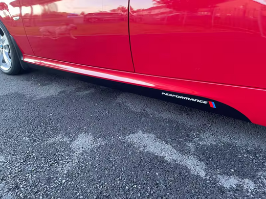 Наклейки на пороги BMW F10 F11 F01 F02 G30 Performance черный глянец тюнинг фото