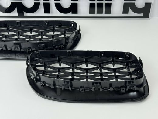 Решетка радиатора, ноздри на БМВ F10/F11 Diamond Style (10-17 г.в.) тюнинг фото