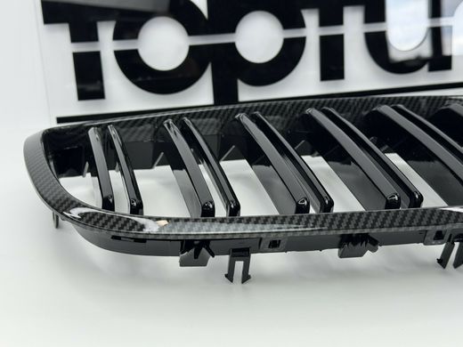 Решітка радіатора BMW X5 Е70, X6 E71 стиль М3 (M-color) рамка під карбон  тюнінг фото