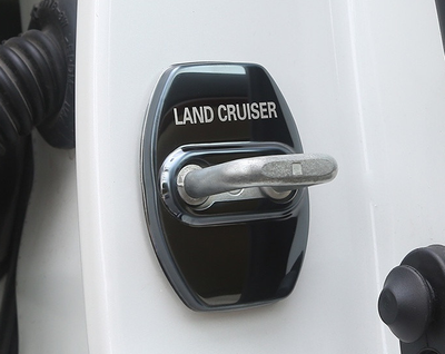 Защитные чехлы дверного замка Toyota Land Cruiser 150 черные (09-21 г.в.) тюнинг фото