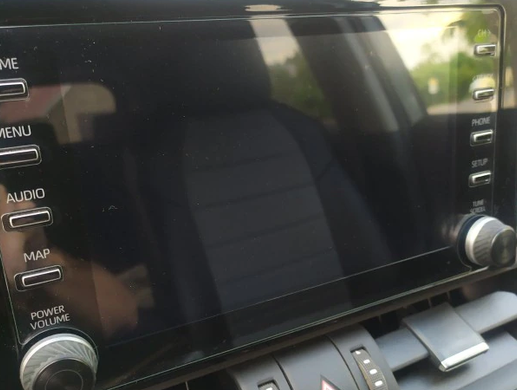 Захисне скло для сенсорного екрану Toyota CHR / RAV4 (2019-...) тюнінг фото