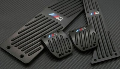 Накладки на педали BMW с логотипом "М", темные, механика тюнинг фото