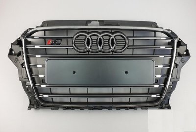 Решітка радіатора Audi A3 8V стиль S3 сріблястий + хром (12-16 р.в.) тюнінг фото