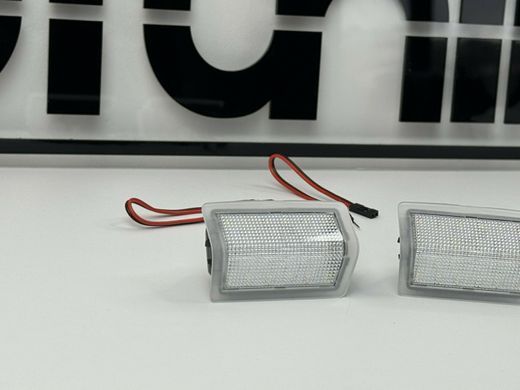 LED Подсветка дверей Mercedes W176,W246,W204 W205 W212 GLX166, ML 166 тюнинг фото