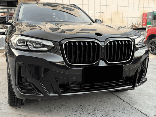 Решітка радіатор BMW X3 G01 X4 G02 рестайл з LED-стрічкою тюнінг фото