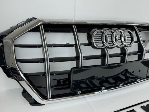 Решетка радиатора Audi Q38 3A стиль SQ3 черная+хром (2018-2023 г.в.) тюнинг фото
