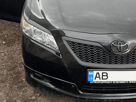 Вії на Toyota Camry V40 тюнінг фото