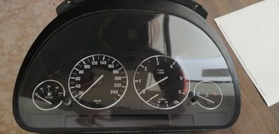 Кольца в щиток приборов BMW X5 Е53 тюнинг фото