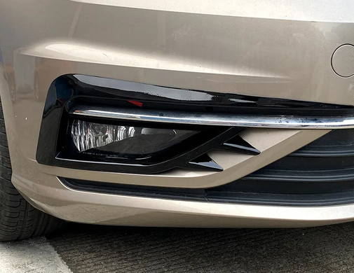 Накладки (спліттери) переднього бампера VOLKSWAGEN Golf 7.5 (16-19 р.в.) тюнінг фото