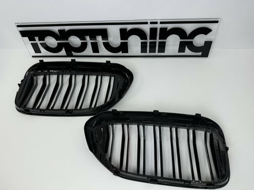 Решетка радиатора BMW G30 / G31 M черный глянец триколор (17-20 г.в.) тюнинг фото