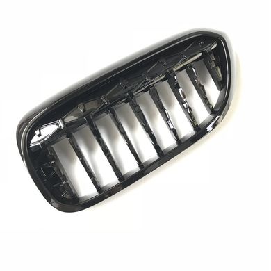 Решітка радіатора (ніздрі) BMW G30 / G31 стиль Diamond чорна (17-20 р.в.) тюнінг фото