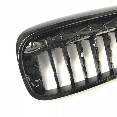 Решетка радиатора (ноздри) BMW G30 / G31 стиль Diamond черная (17-20 г.в.) тюнинг фото