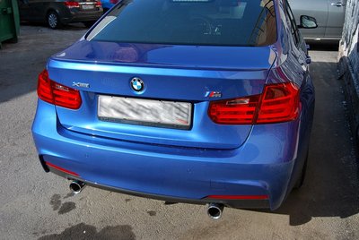 Спойлер на BMW F30 стиль М3 (стеклопластик) тюнинг фото