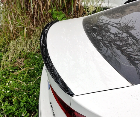 Спойлер багажника Шкода Октавия A8 черный глянцевый ABS-пластик (2019-...) тюнинг фото