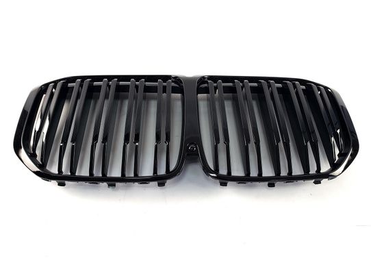 Решетка радиатора на BMW X7 G07 стиль М черный глянец тюнинг фото