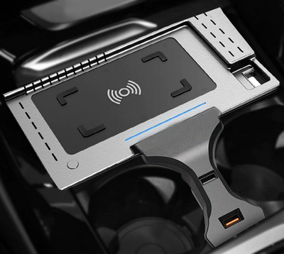 Бездротова автомобільна зарядка BMW 3 серії G20 тюнінг фото
