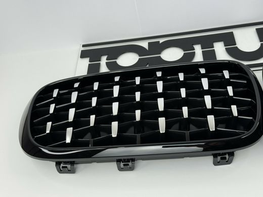 Решетка радиатора на BMW X5 F15 / X6 F16 стиль Diamond Silver-Black тюнинг фото