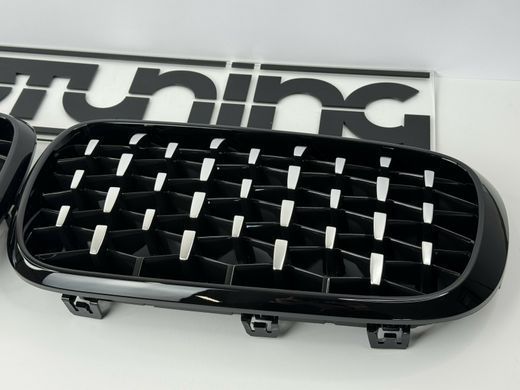 Решетка радиатора на BMW X5 F15 / X6 F16 стиль Diamond Silver-Black тюнинг фото