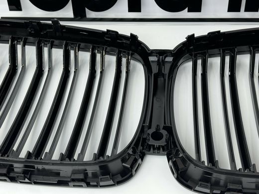 Решітка радіатора на BMW X5 G05 стиль M (19-22 р.в.) тюнінг фото
