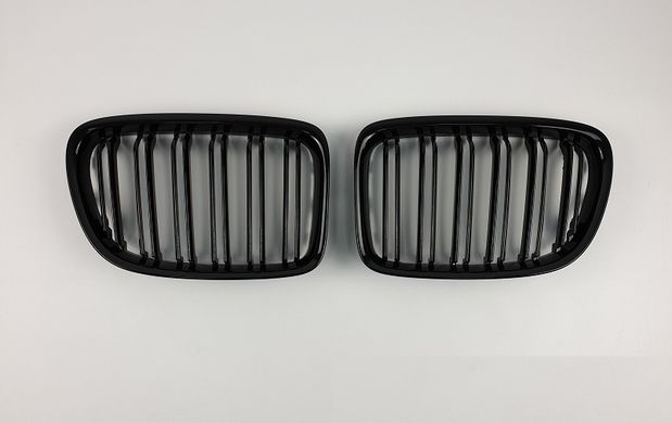 Решетка радиатора BMW X1 E84 М черный глянец тюнинг фото