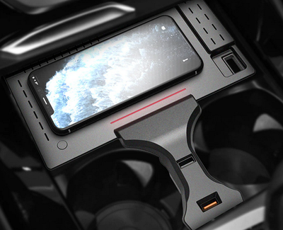 Беспроводная автомобильная зарядка BMW X4 G02 тюнинг фото