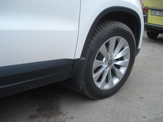 Бризковики передні Volkswagen Tiguan, передні (07-16 р.в.) тюнінг фото