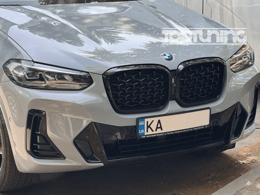 Решетка радиатора BMW X3 G01 рестайлинг стиль Diamond черный глянец (2022- г.в.) тюнинг фото