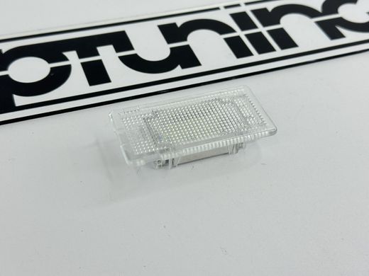 Підсвічування багажника (LED) BMW E82 E36 E46 E90 E92 E93 E39 E60 E61 F10 E63 E38 E65 F01 E84 E53 тюнінг фото