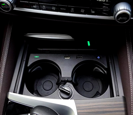 Беспроводной чарджер для BMW 5 G30 / 6 G32 GT (17-22 г.в.) тюнинг фото