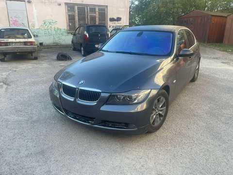 Фары для БМВ Е90 (BMW E90), 2005-2008г, черные, ангельские глазки нового образца 3D-Style.