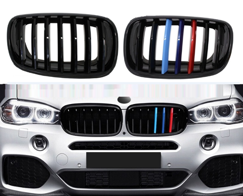 Решітка радіатора на BMW X5 F15 / X6 X16 чорна глянсова + триколор тюнінг фото