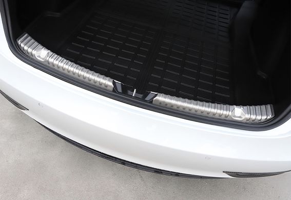 Захисна накладка на багажник Tesla Model 3 / Model Y хром (2017-...) тюнінг фото