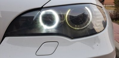 Диодные ангельские глазки BMW рестайл белые тюнинг фото