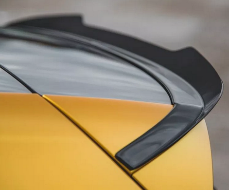 Cпойлер на VW Golf 8 чорний глянсовий ABS-пластик тюнінг фото