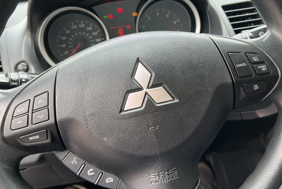 Блоки кнопок на руль Mitsubishi ASX L200 Outlander Lancer Pajero тюнинг фото