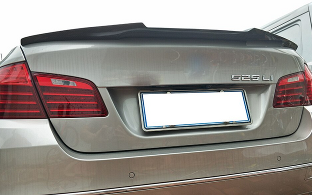 Спойлер багажника BMW F10 стиль M4 (стеклопластик) тюнинг фото