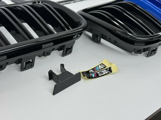 Решетка радиатора BMW X3 F25 (14-17 г.в.) / BMW X4 F26 (14-17 г.в.) М триколор тюнинг фото