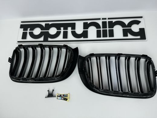 Решетка радиатора BMW X3 F25 (14-17 г.в.) / BMW X4 F26 (14-17 г.в.) М триколор тюнинг фото